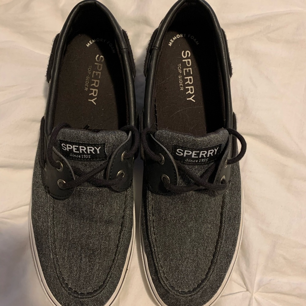 Men’s Bahama II Sperry shoes.